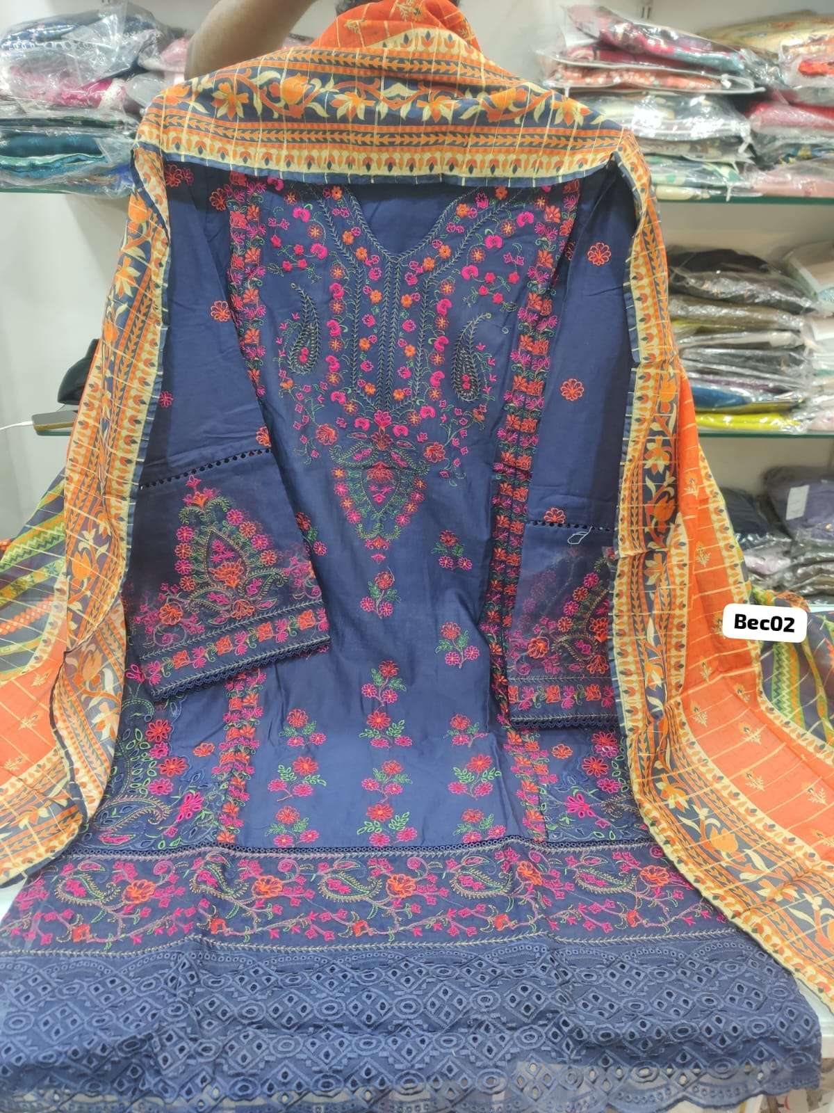 Luxury Embroidered Lawn Collextion- 2025 By BIN SAEED
